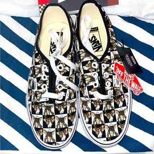 NEW VANS House of Terror Custom Gremlins old Skool sneaker. Women’s 6.5 men’s 5